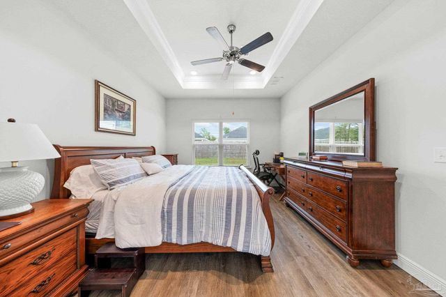 3766 Hawks Landing Cir, Pace, FL 32571