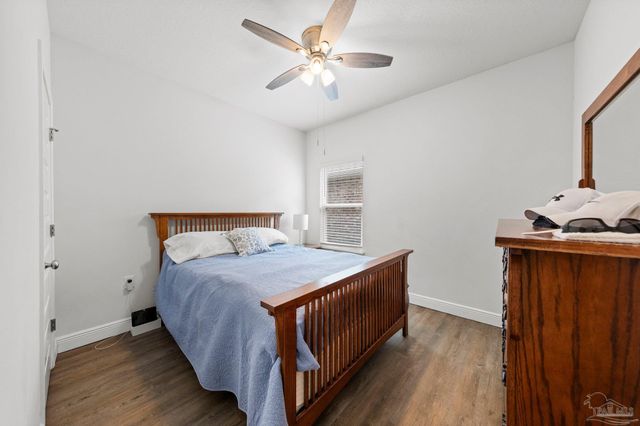 3766 Hawks Landing Cir, Pace, FL 32571