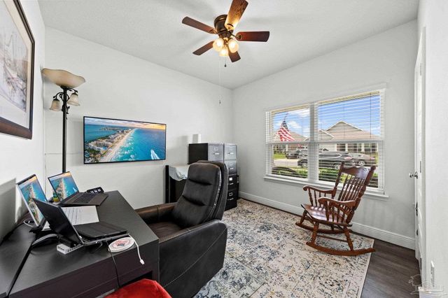 3766 Hawks Landing Cir, Pace, FL 32571