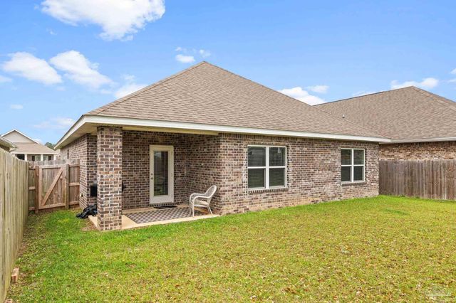 3766 Hawks Landing Cir, Pace, FL 32571