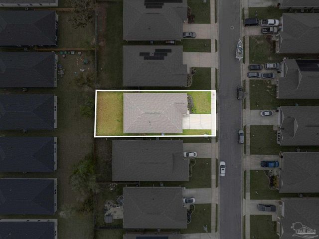 3766 Hawks Landing Cir, Pace, FL 32571