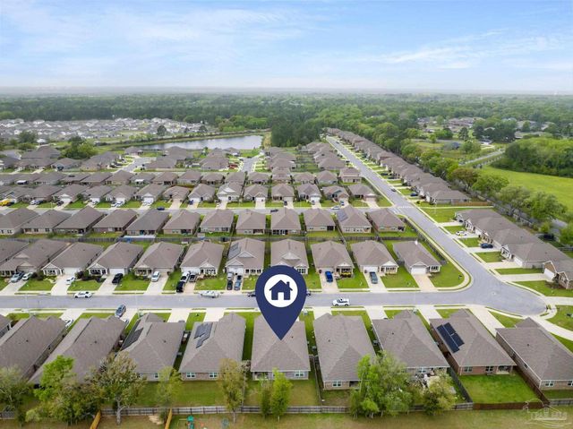 3766 Hawks Landing Cir, Pace, FL 32571