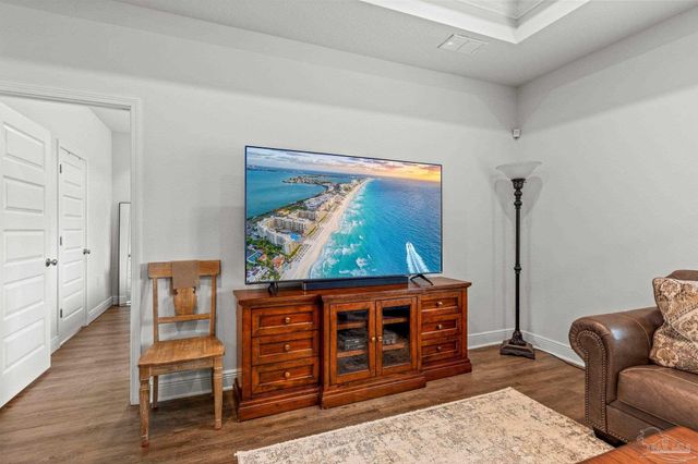 3766 Hawks Landing Cir, Pace, FL 32571