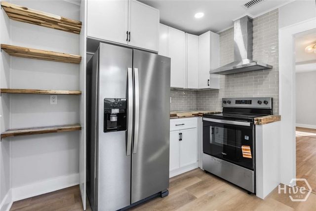 2140 E 42nd Street, Savannah, GA 31404