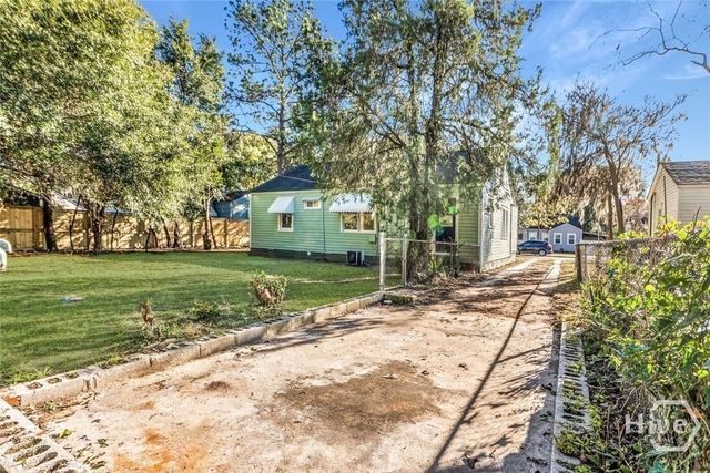 2140 E 42nd Street, Savannah, GA 31404