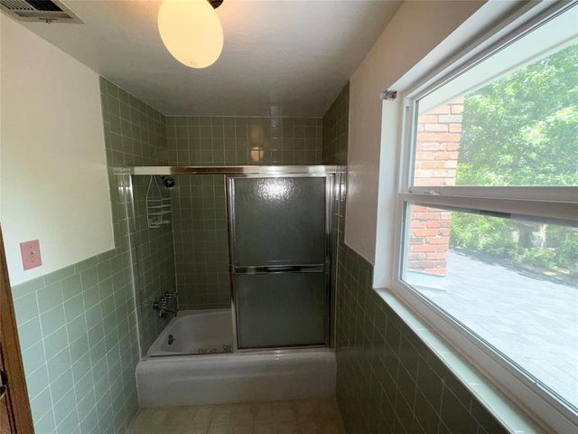 9512 S Blackwelder Avenue, Oklahoma City, OK 73139