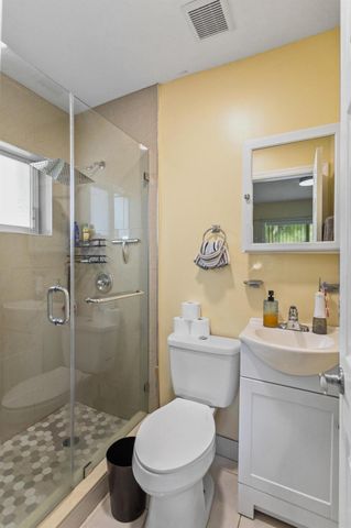 13150 NW 10th Avenue, North Miami, FL 33168