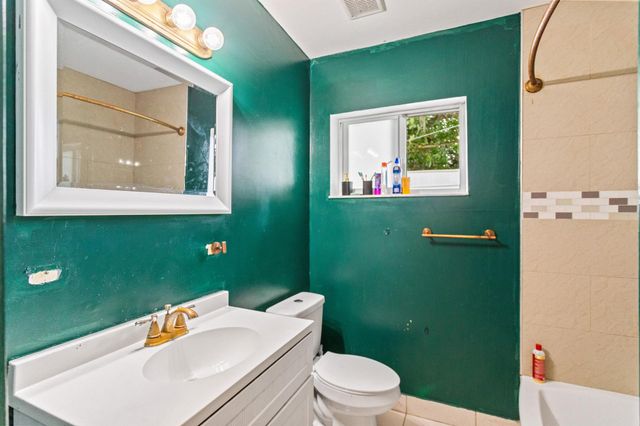 13150 NW 10th Avenue, North Miami, FL 33168