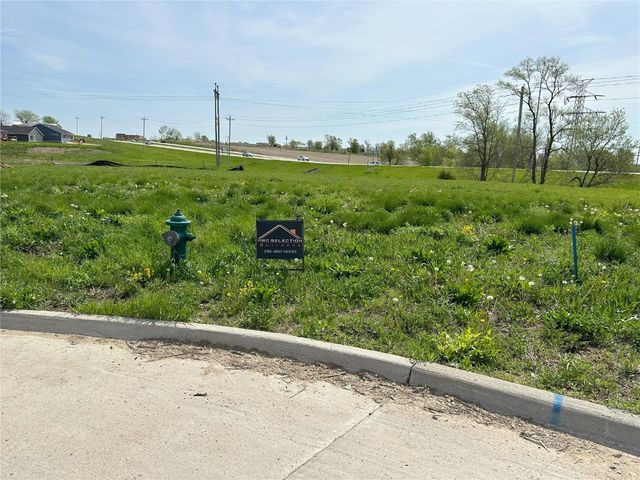 3109 Golden Gate Ct SW, Cedar Rapids, IA 52404