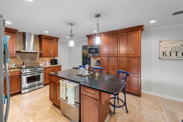 649 Overbrook Drive, Fort Walton Beach, FL 32547