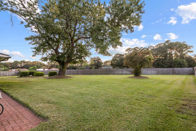 649 Overbrook Drive, Fort Walton Beach, FL 32547