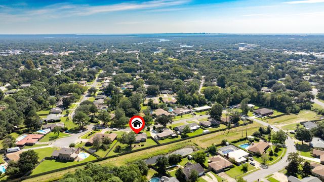 649 Overbrook Drive, Fort Walton Beach, FL 32547