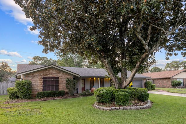 649 Overbrook Drive, Fort Walton Beach, FL 32547