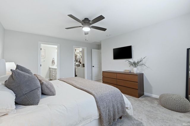 12040 Waters Meet Drive, Fort Wayne, IN 46818