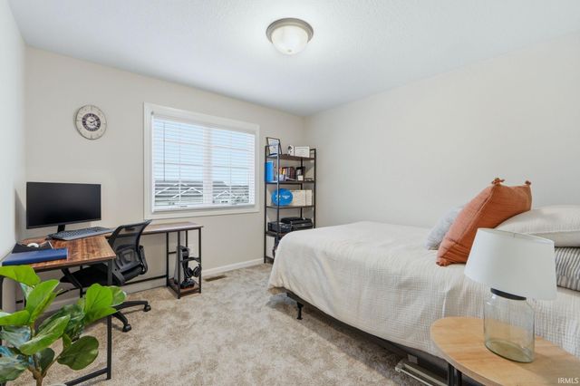 12040 Waters Meet Drive, Fort Wayne, IN 46818