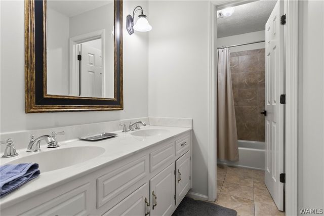 2127 Fredericksburg, Tuscaloosa, AL 35406
