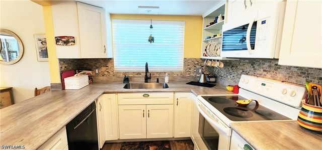 109 Georgetown BLVD 109, Naples, FL 34112