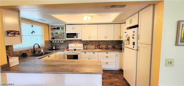 109 Georgetown BLVD 109, Naples, FL 34112