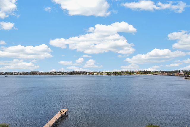231 E Lantana Road 204, Lantana, FL 33462