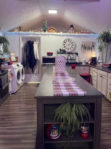 380 E Oak Dr, Buchanan, TN 38222