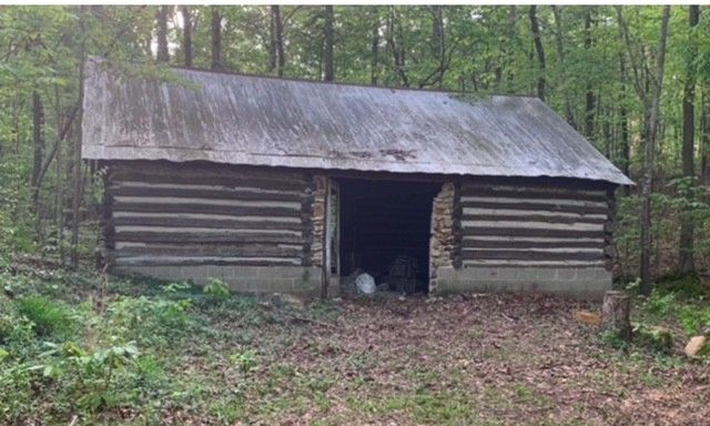 380 E Oak Dr, Buchanan, TN 38222