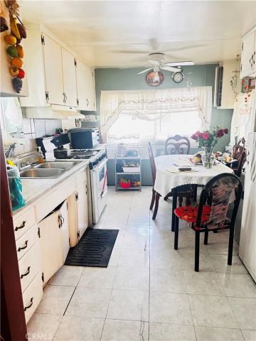 310 E Philadelphia St Sp 25, Ontario, CA 91761