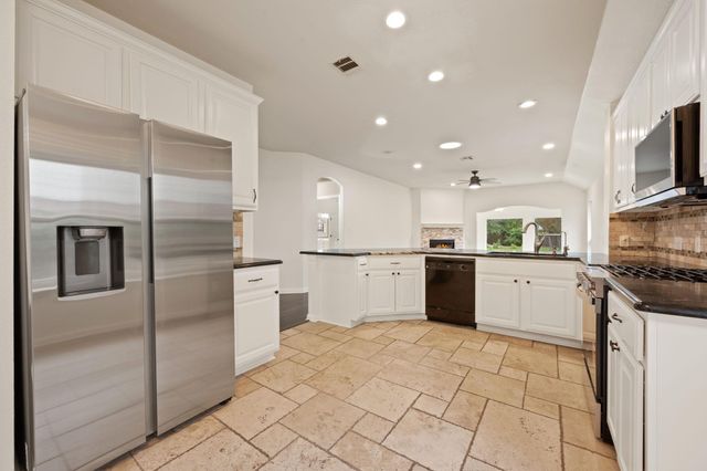 8113 Campeche Bay PL, Round Rock, TX 78681