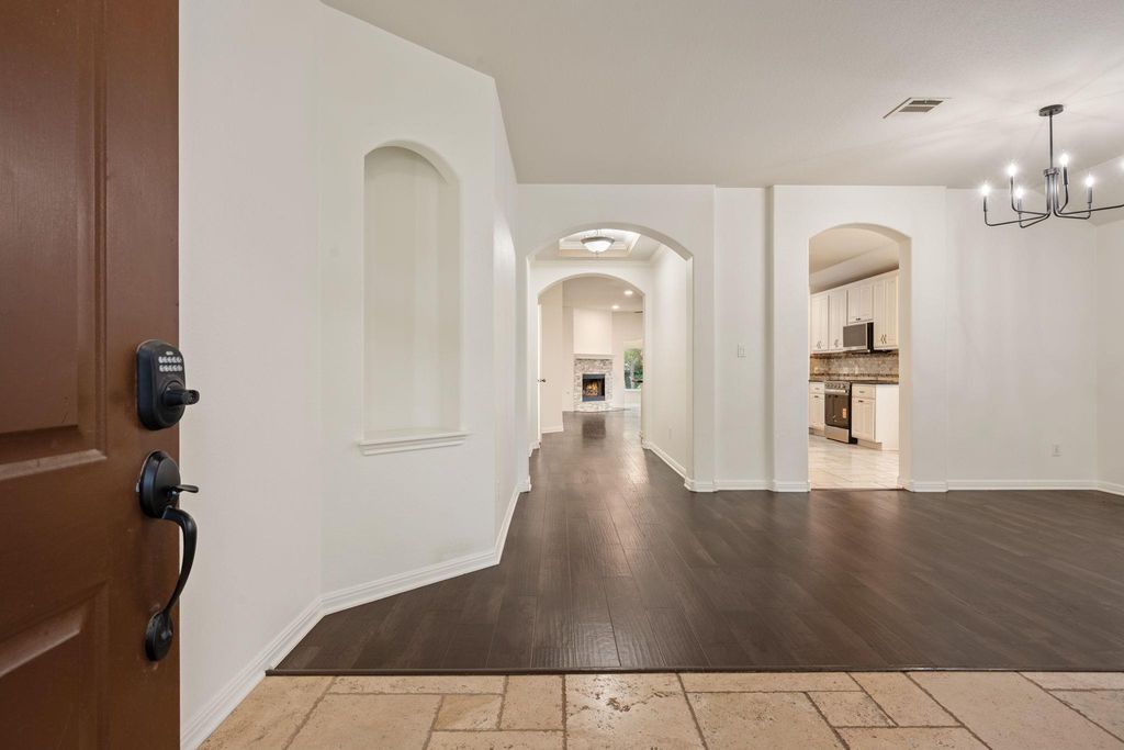 8113 Campeche Bay PL, Round Rock, TX 78681
