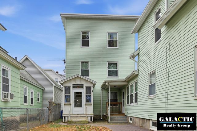 27 Blodget Street, Manchester, NH 03104