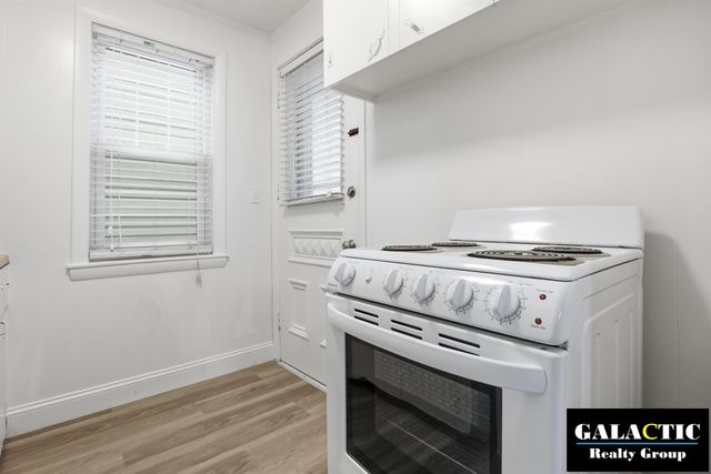 27 Blodget Street, Manchester, NH 03104