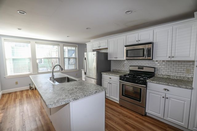 27 Blodget Street, Manchester, NH 03104