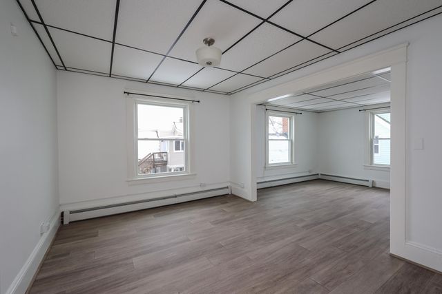 27 Blodget Street, Manchester, NH 03104