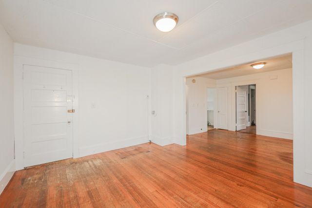 27 Blodget Street, Manchester, NH 03104