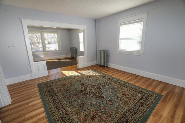 27 Blodget Street, Manchester, NH 03104