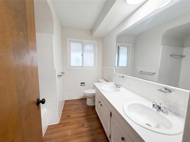 29467 Leemoor Drive, Southfield, MI 48076