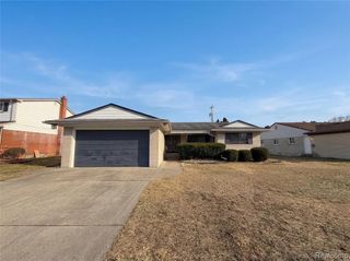 29467 Leemoor Drive, Southfield, MI 48076