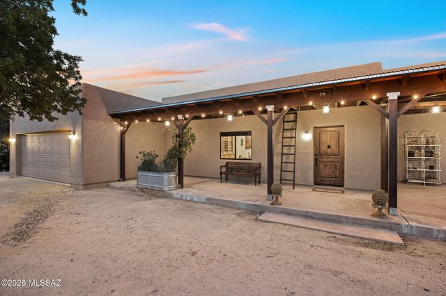 9690 N Linda Vista Place, Tucson, AZ 85742