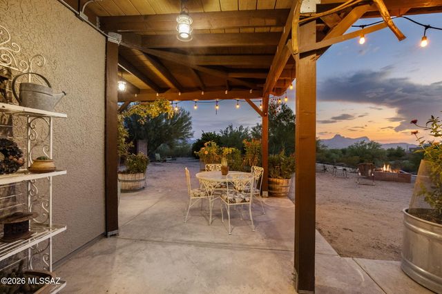 9690 N Linda Vista Place, Tucson, AZ 85742