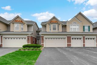 1472 Pinehurst Circle, Vernon Hills, IL 60061