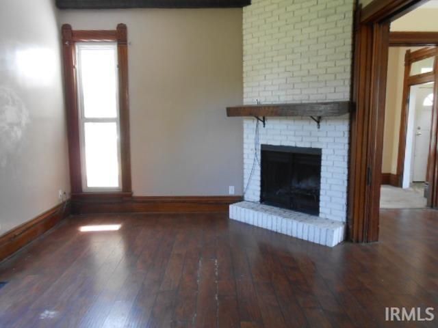 102 E Poplar Street, Owensville, IN 47665