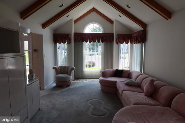 2100 DERBY DR, Cinnaminson, NJ 08077