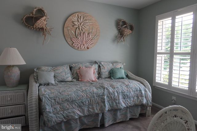 2100 DERBY DR, Cinnaminson, NJ 08077