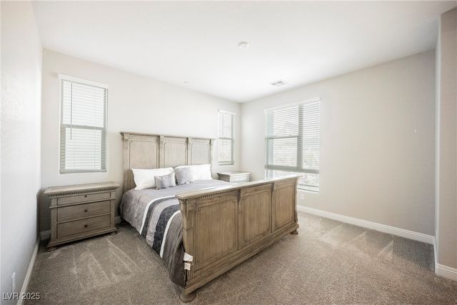 11676 Hamilton Lake Avenue, Las Vegas, NV 89138