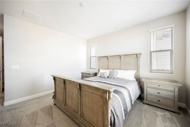 11676 Hamilton Lake Avenue, Las Vegas, NV 89138