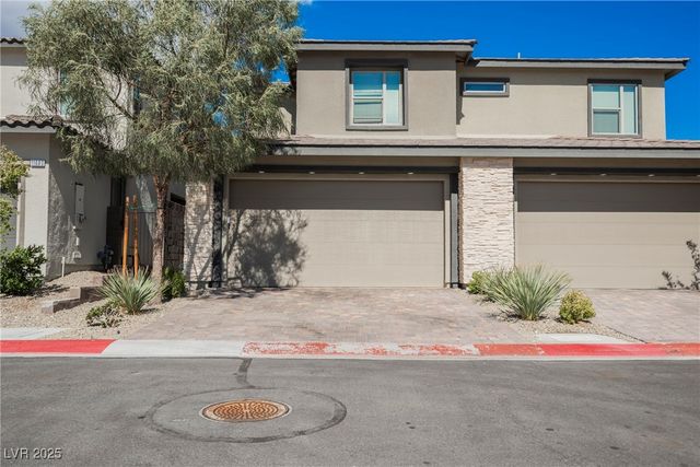 11676 Hamilton Lake Avenue, Las Vegas, NV 89138