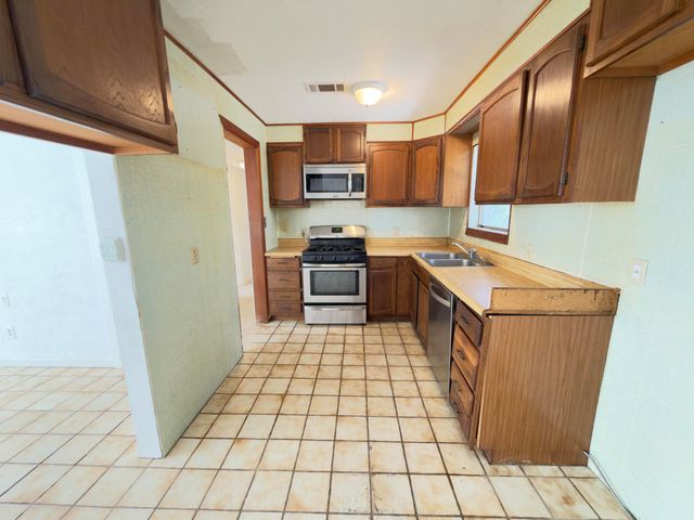 21 SW Ranger Street, Fort Walton Beach, FL 32548