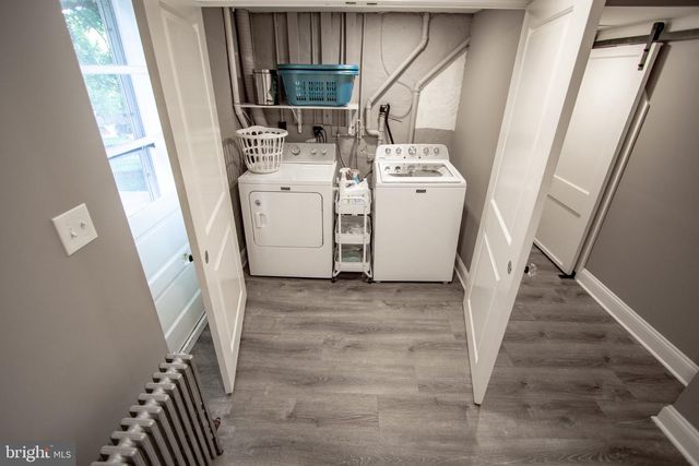 2056 RIDGE RD, Elverson, PA 19520