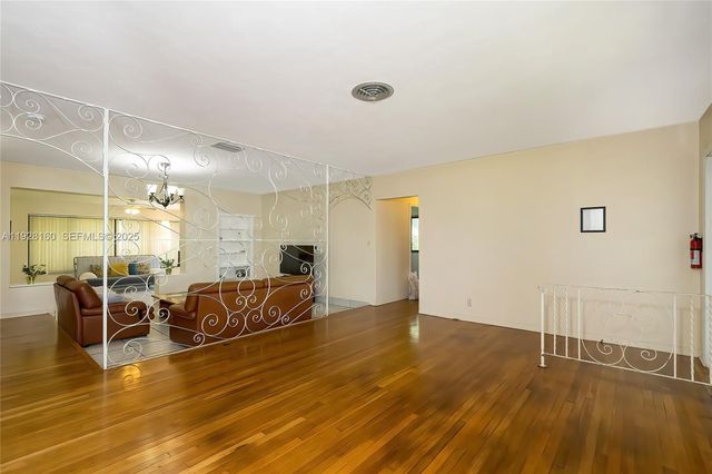 433 N 26th Ave, Hollywood, FL 33020