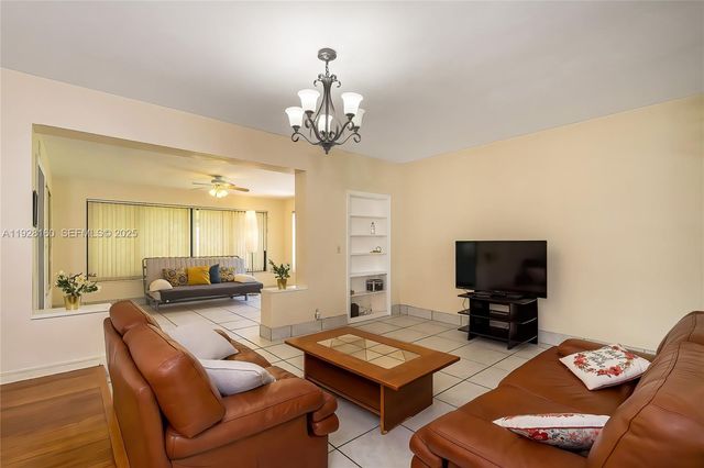 433 N 26th Ave, Hollywood, FL 33020