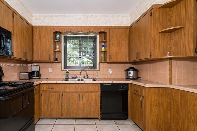 433 N 26th Ave, Hollywood, FL 33020